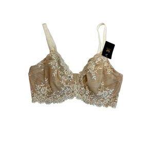 NWT Wacoal 34DDD Embrace Lace Full Figure Underwire Bra Beige Flirty Feminine
